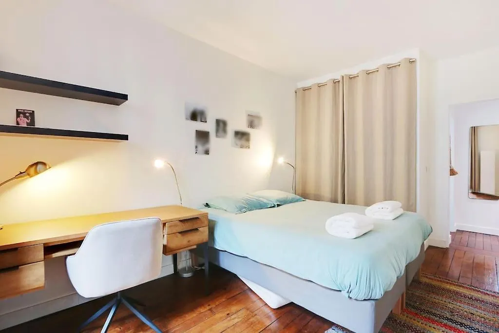 아파트 Exceptional Location Charme Parisien *