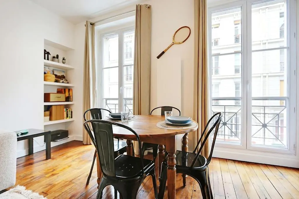 아파트 Exceptional Location Charme Parisien *